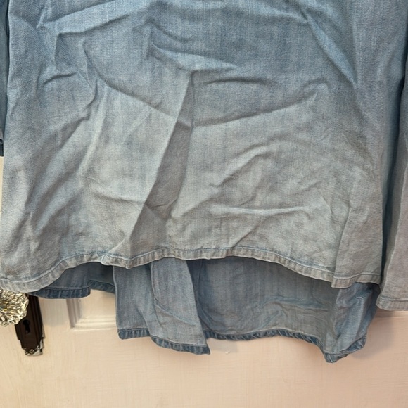 John Mark Women's Relaxed Fit Blue Ombré Shirt with Bell Sleeves Size M - Picture 4 of 12